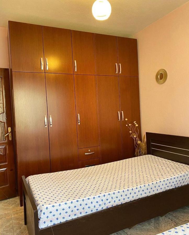 Roeli'S Guest House Pogradec Exteriér fotografie